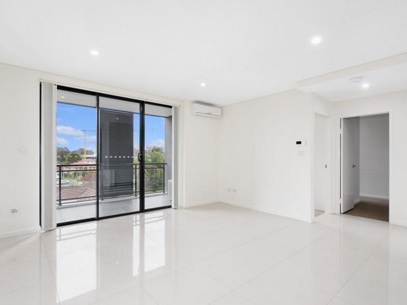 13/8-12 Linden Street, Toongabbie NSW 2146